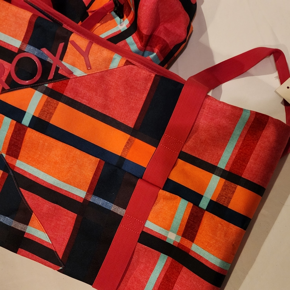 Roxy ski bag in orange, pink, blue